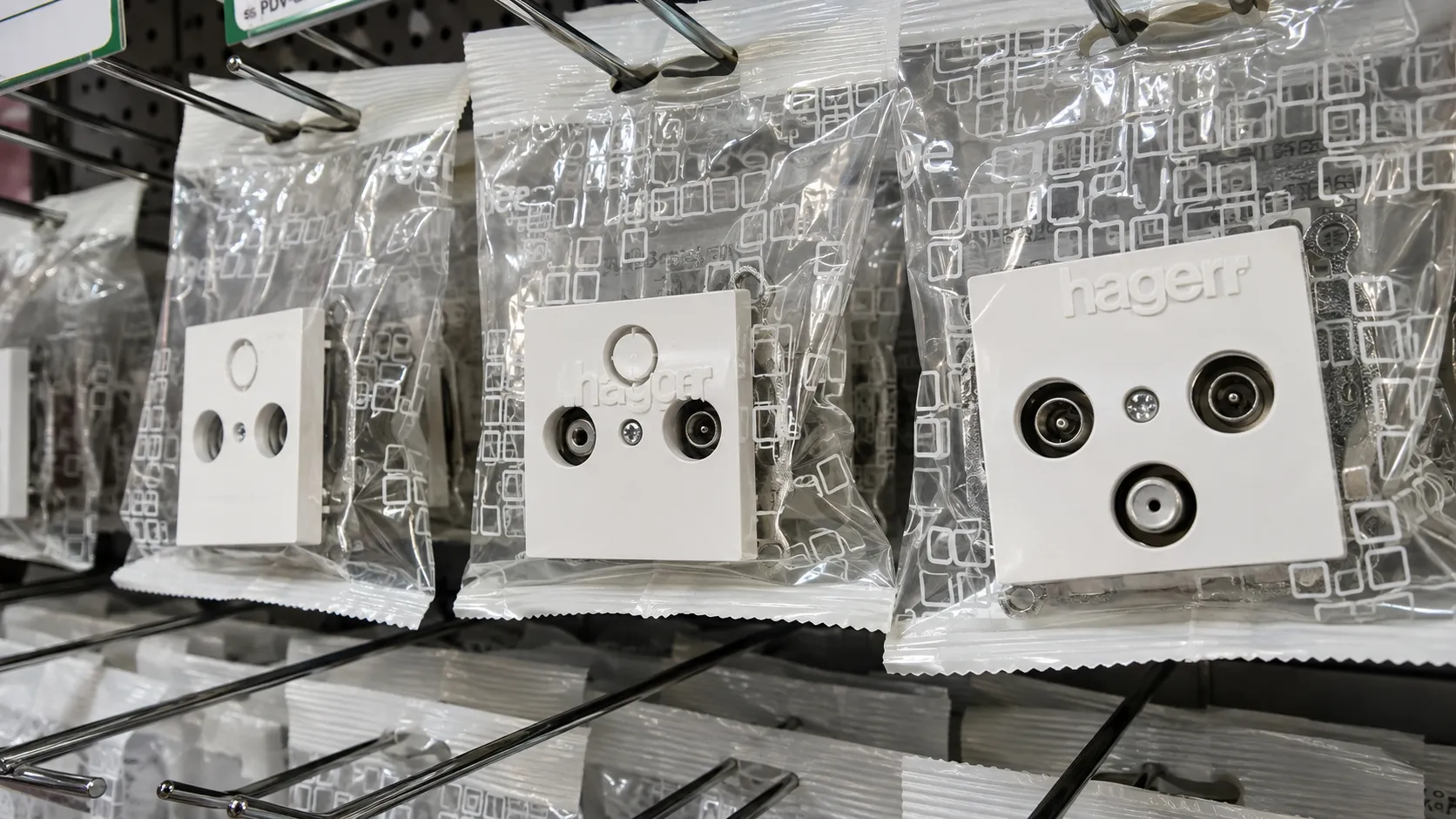 Elektro-materijal i rasvjeta – slika 2